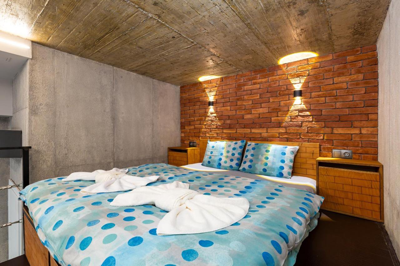 Appartamento Industrial-Style 2Bd Loft With Parking Spot By Flat Mаnager Plovdiv Esterno foto