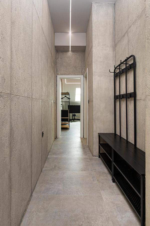 Appartamento Industrial-Style 2Bd Loft With Parking Spot By Flat Mаnager Plovdiv Esterno foto