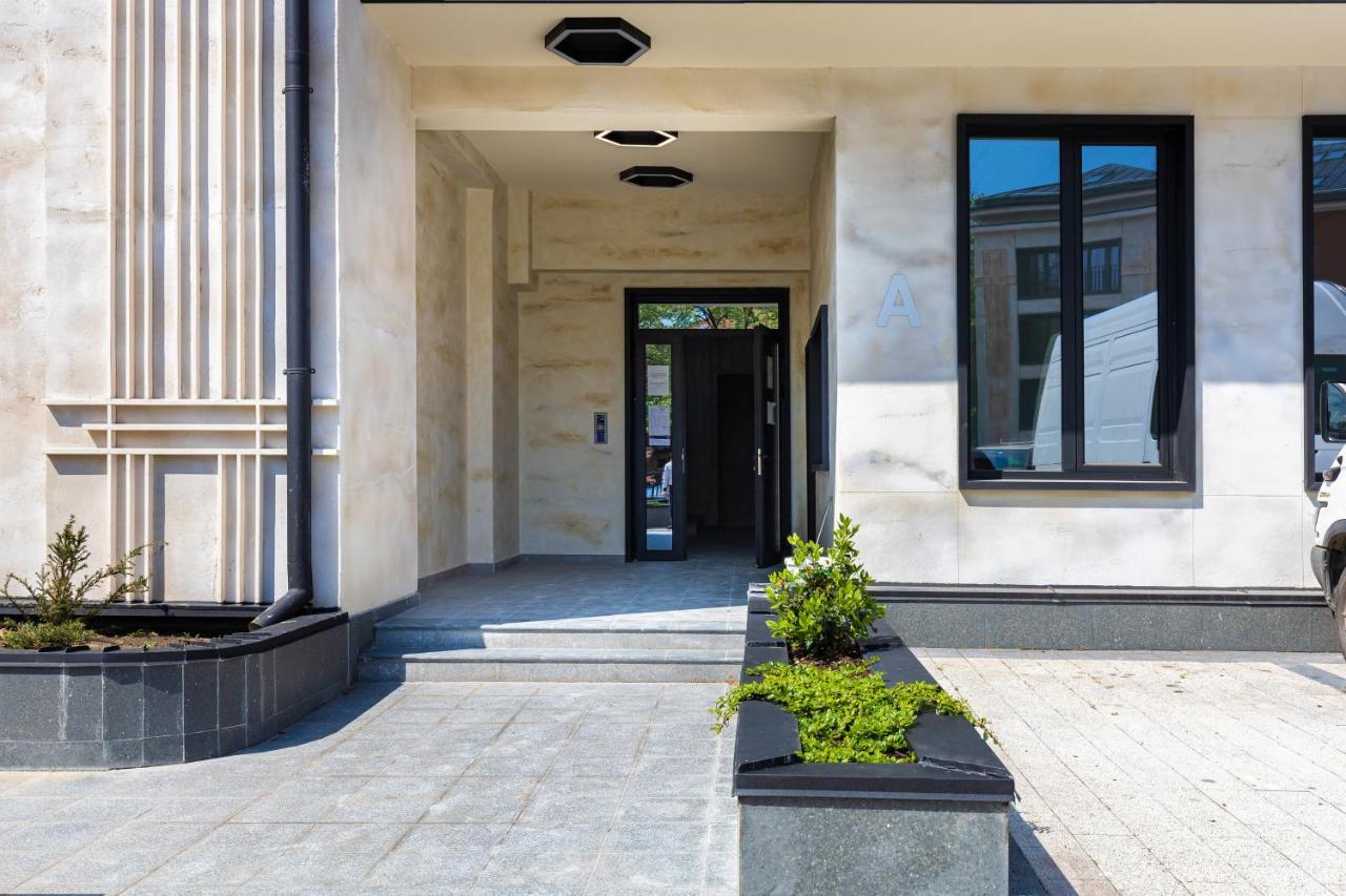 Appartamento Industrial-Style 2Bd Loft With Parking Spot By Flat Mаnager Plovdiv Esterno foto